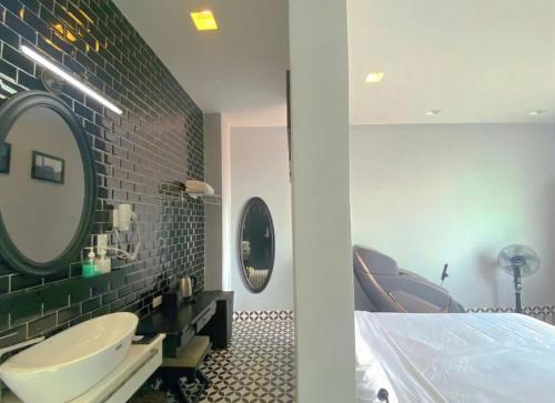 Parit Raja Apartment | John Sim Hotel