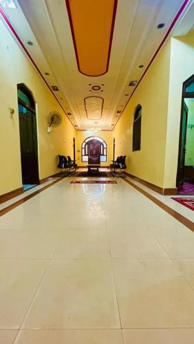 Sultanpur Hotel | K.G.N guest house