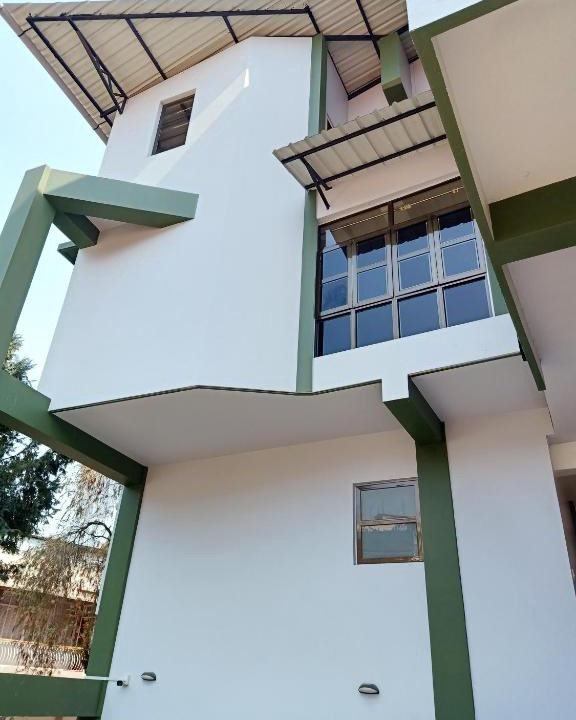Laitumkhrah Bed & Breakfast | Khriang Khongwir Homestay