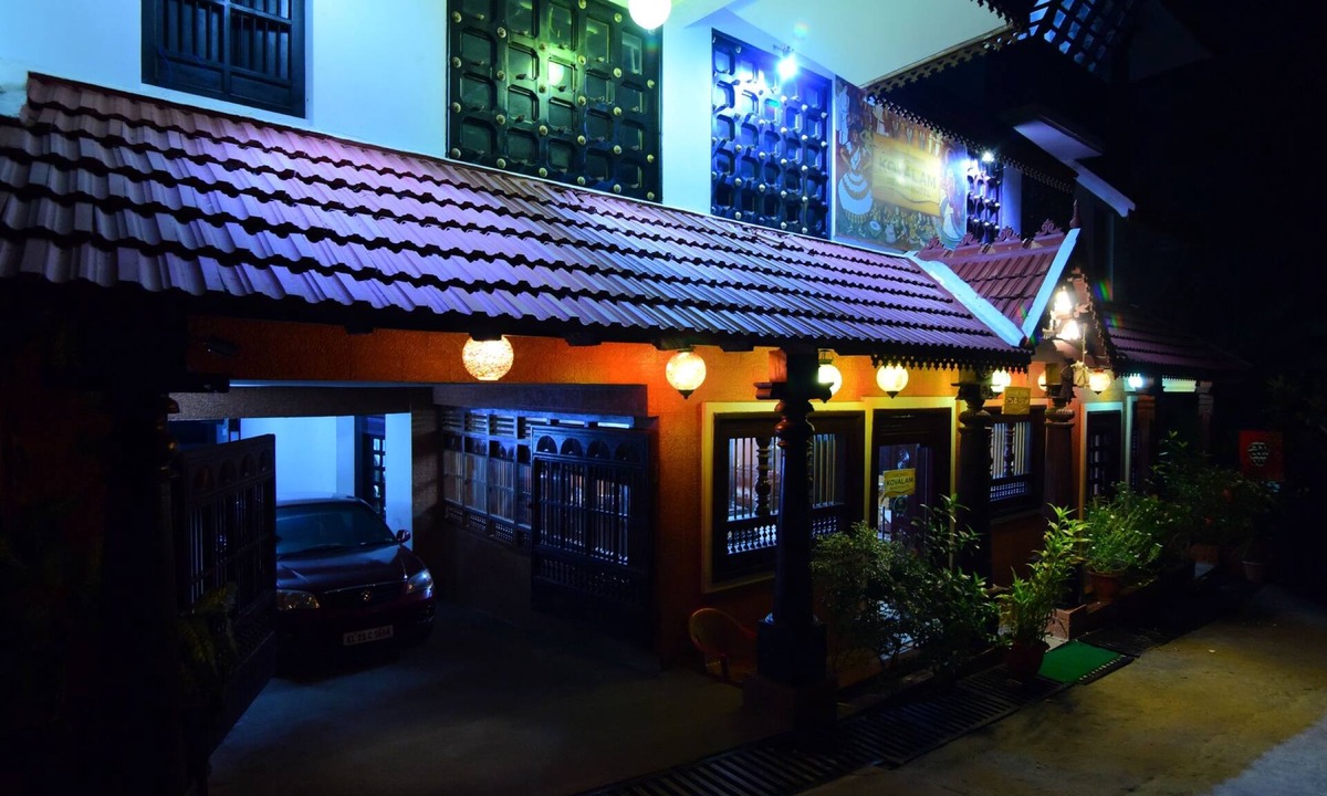 Kovalam Hotel | Kovalam Beach Hotel