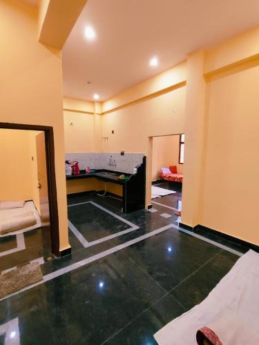 Allahabad Apartment | Kumbh Stay