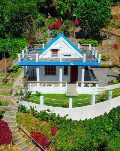 Puraran House | L'Astrolabe - Ocean View Tiny House