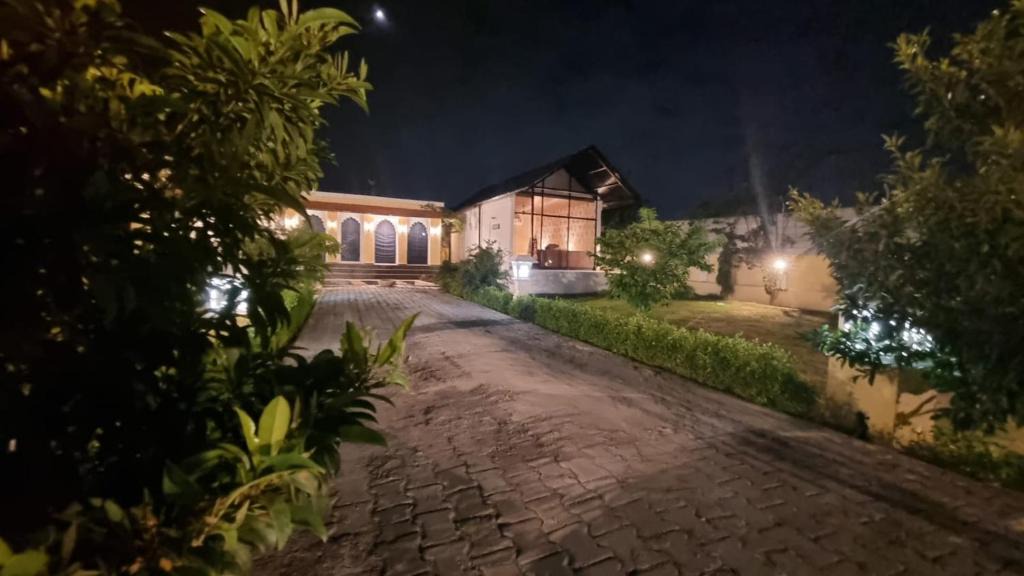 Jaipur House | Lager : The Farm Stays