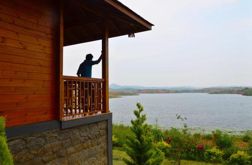Lakerose Wayanad Resort | Vazhavatta