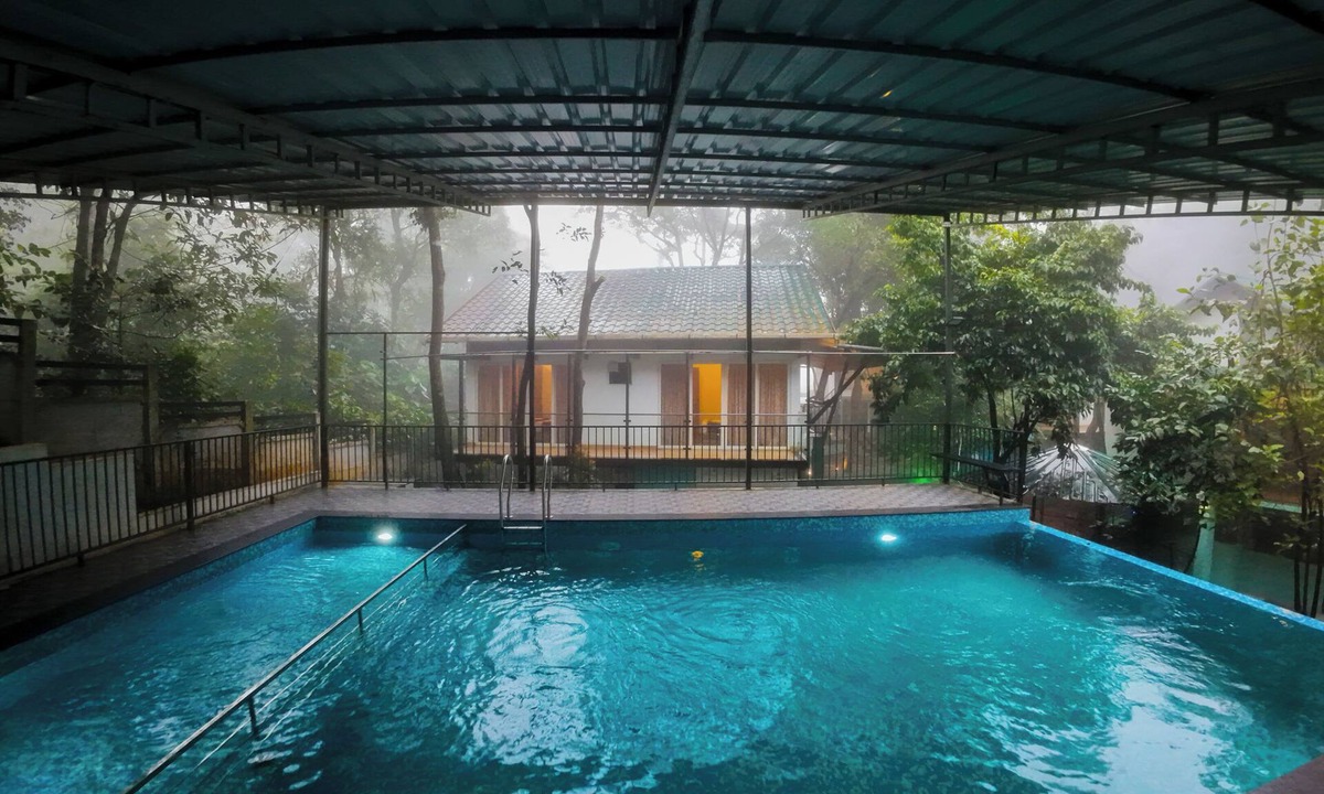 Vythiri Resort | Lakkidi Mist Resort