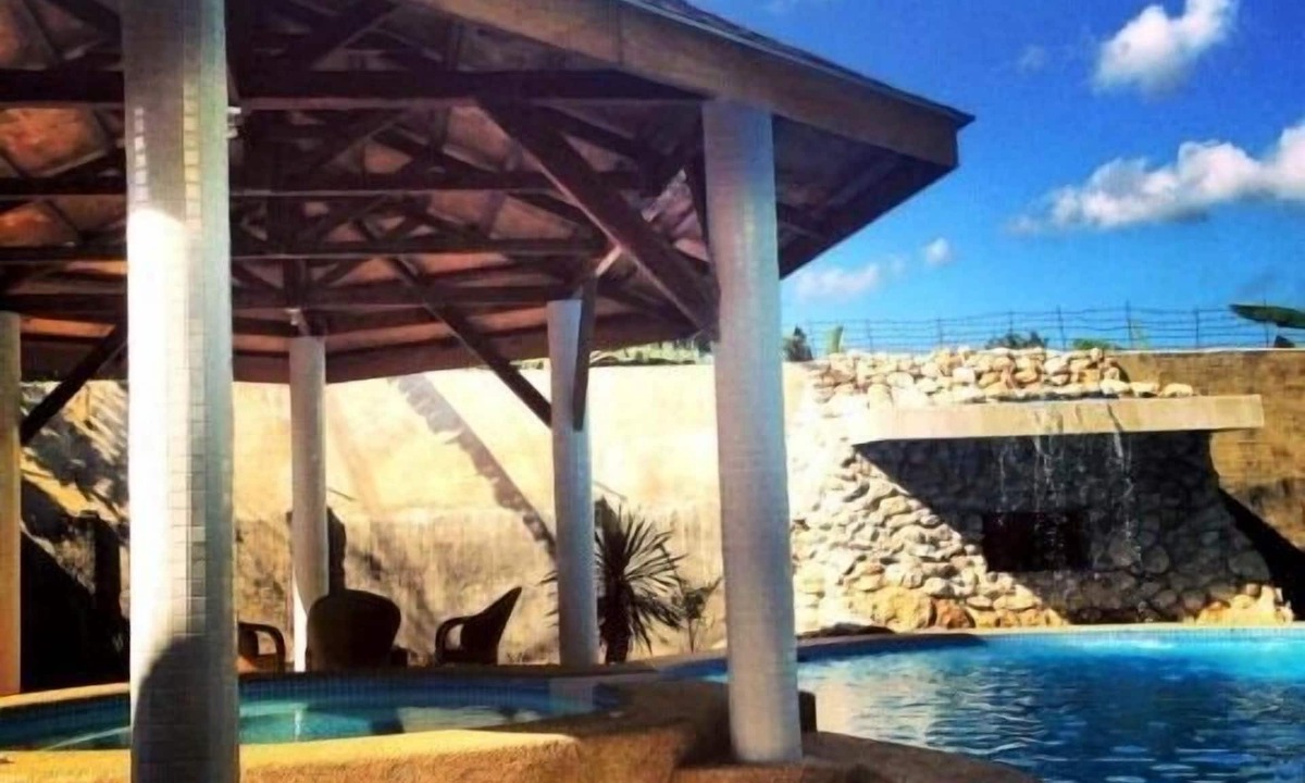 Basak House | Lapu Lapu Cottages and Restaurant