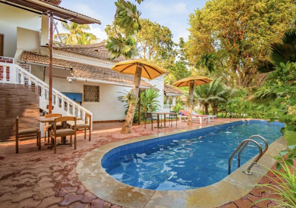 Candolim Apartment | Lavish Studio with a pool, near Candolim Beach