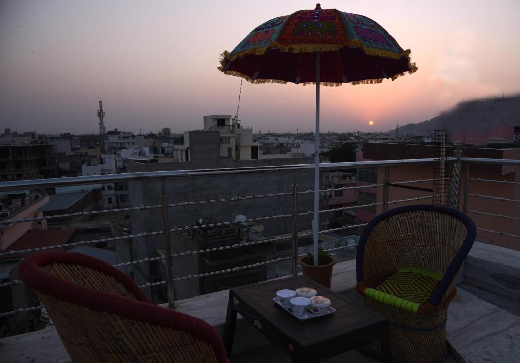 Amer Fort Road Apartment | Laxmi Residence