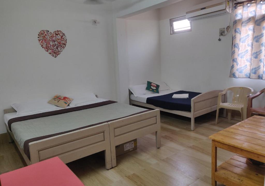 Mahabalipuram Beach House | LD home stay & Residency