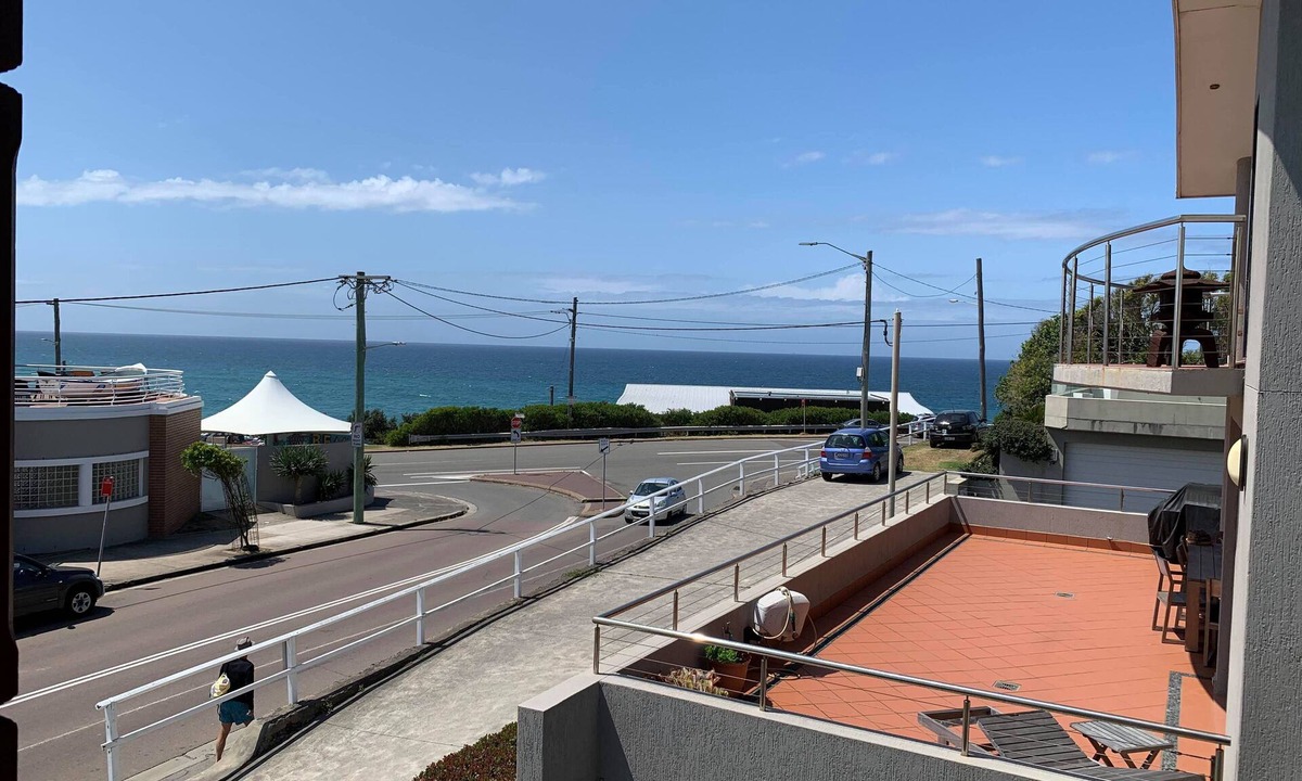 Merewether House | Life's a Merewether Beach