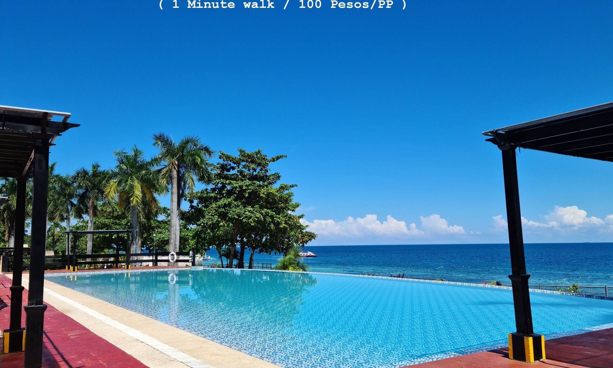 Lapu-Lapu Condo | Lux. 2BR condo + 2 pools, woow oceanviews, Gym, Beach,near Mactan Newtown, Tours