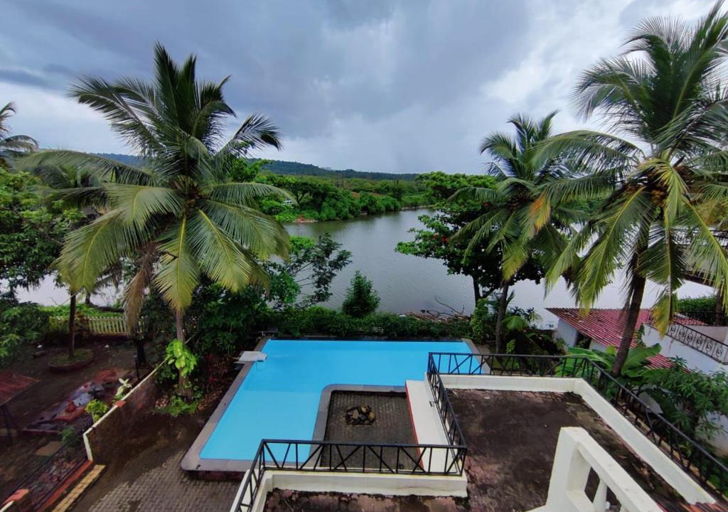 Bainguinim Villa | Luxury 3-BHK Villa with infinity Pool