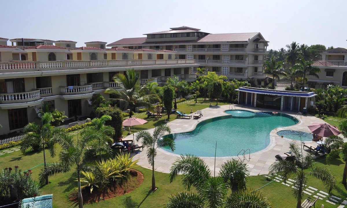 Benaulim Villa | Luxury Villa with Large Swimming Pool, close to beach. Taj Exotica nearby.