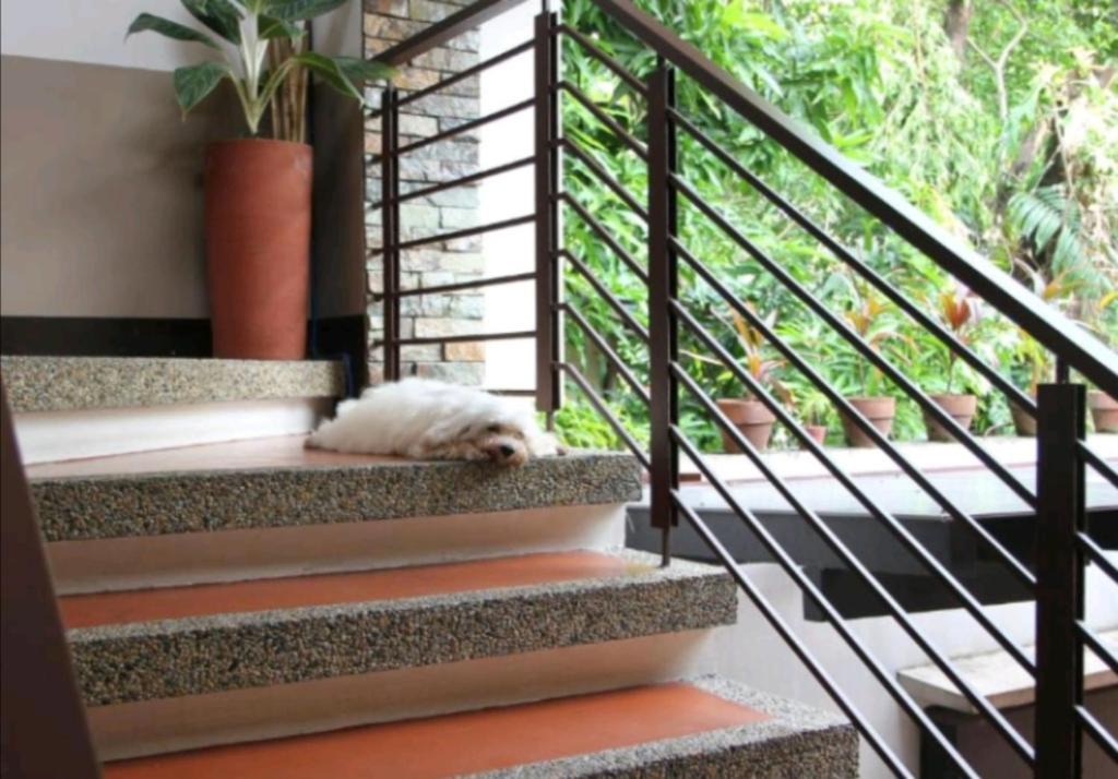 Valenzuela Bed & Breakfast | Manila Lux villa