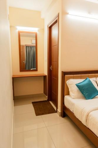 Nethaji Nagar Apartment | Manowa