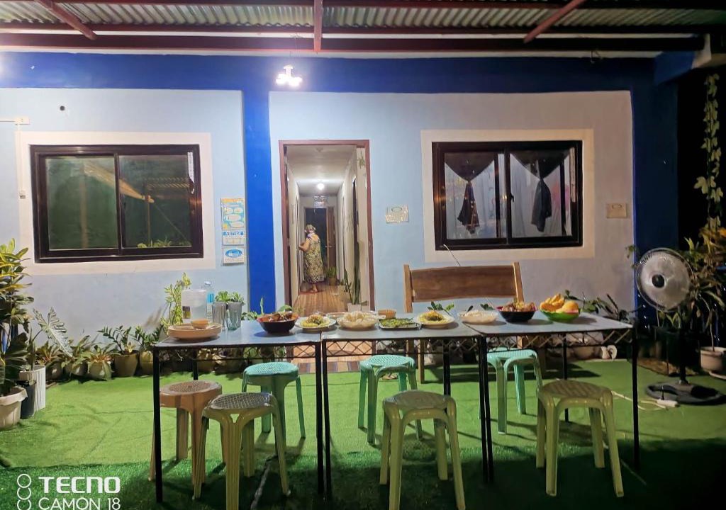 Coron Town Proper House | Marbeth Inn