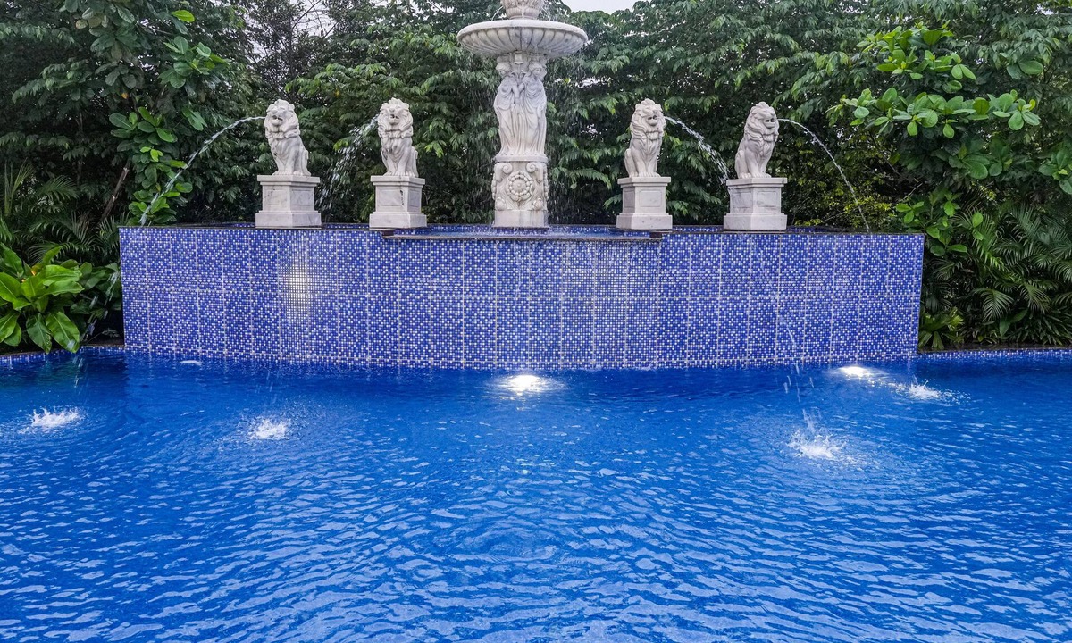 Jharsuguda Hotel | Mayfair Oasis Resort & Convention