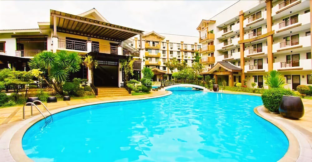 Rosario Hotel | Mayfield Park Residences