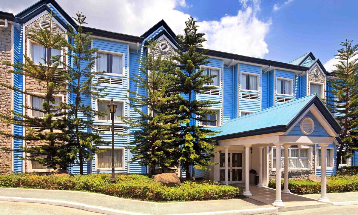 Baguio Hotel | Microtel by Wyndham Baguio
