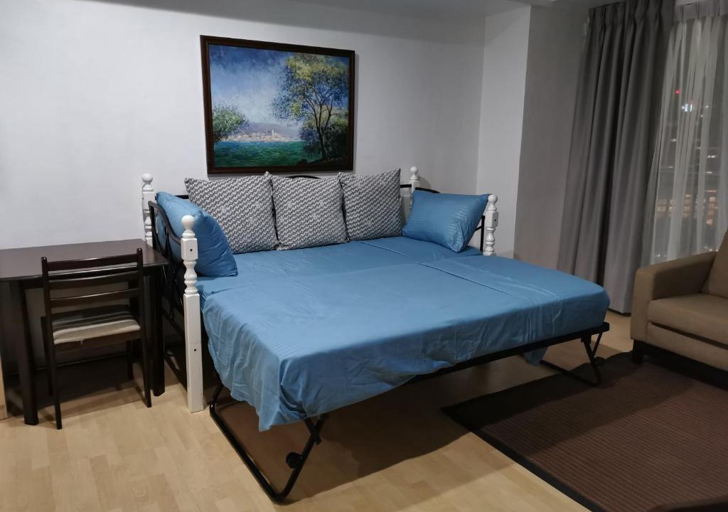 Highway Hills Apartment | Miks Pad at Soho Central