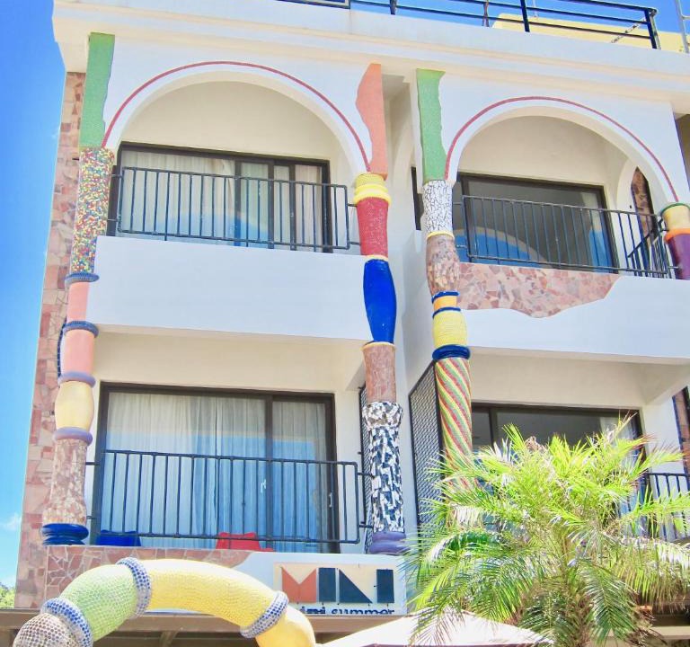 South Beach Bed & Breakfast | Mini Summer