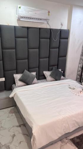 Orchha Apartment | Mithila - A Lovely & Peaceful 3 BHK Villa