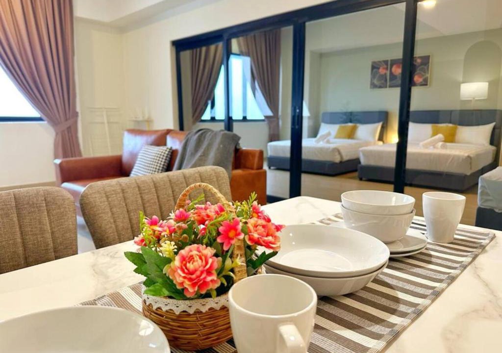 The Strand Apartment | Modern Comfort Encorp Strand Alpha IV -5pax