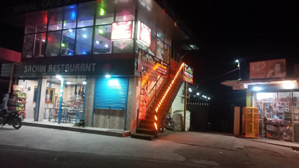Suwakholi House | Monaal pyaari pahadi