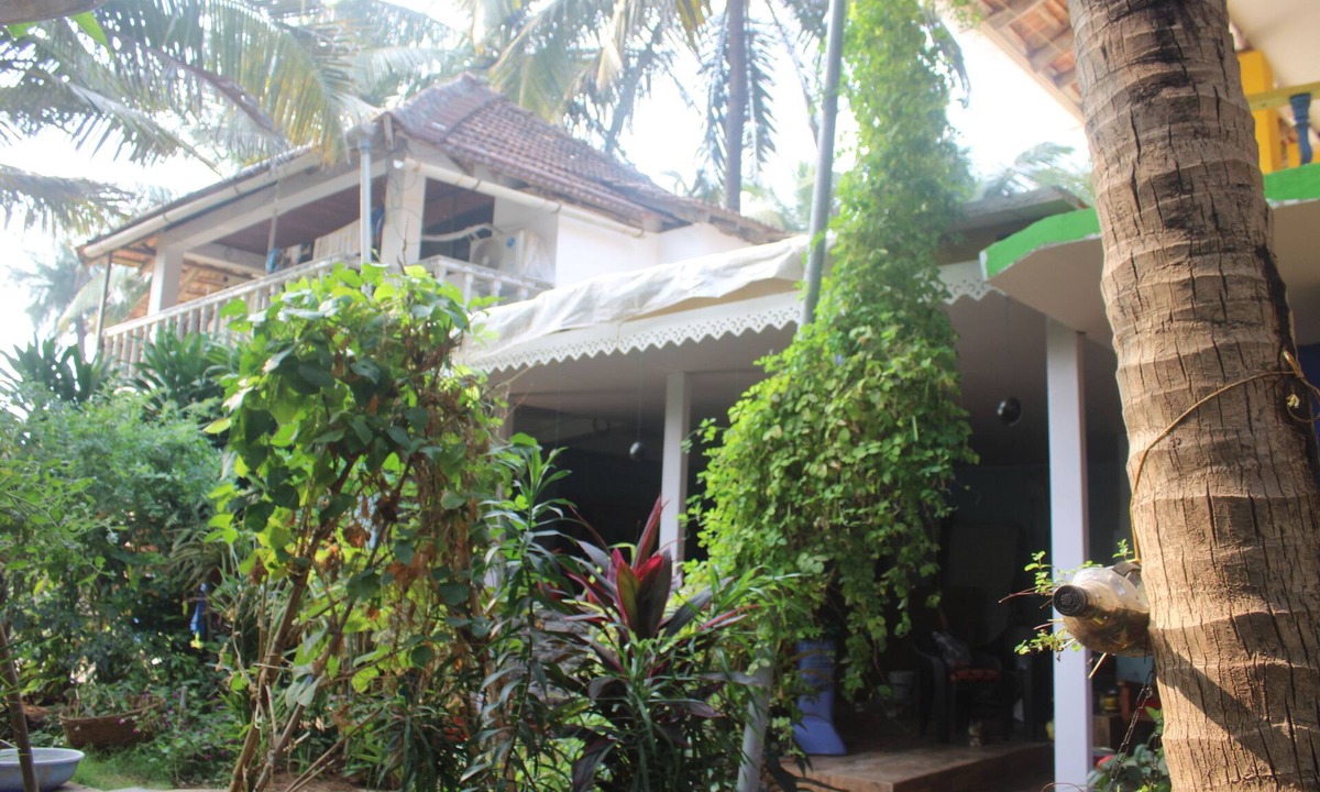 Agonda Hotel | Monsoon Room 106nGarden-view, partial seaview
