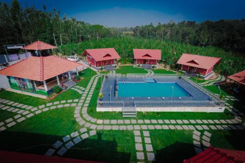 Alur Resort | Mountain Peak Resort