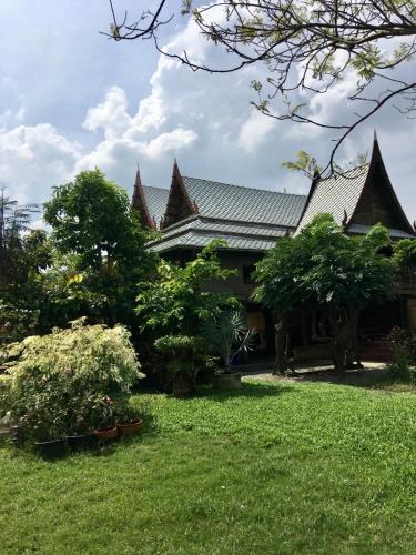 Sam Phran Villa | MrT Riverside Sampran มิสเตอร์ที โฮมสเตย์&ช้องนาง