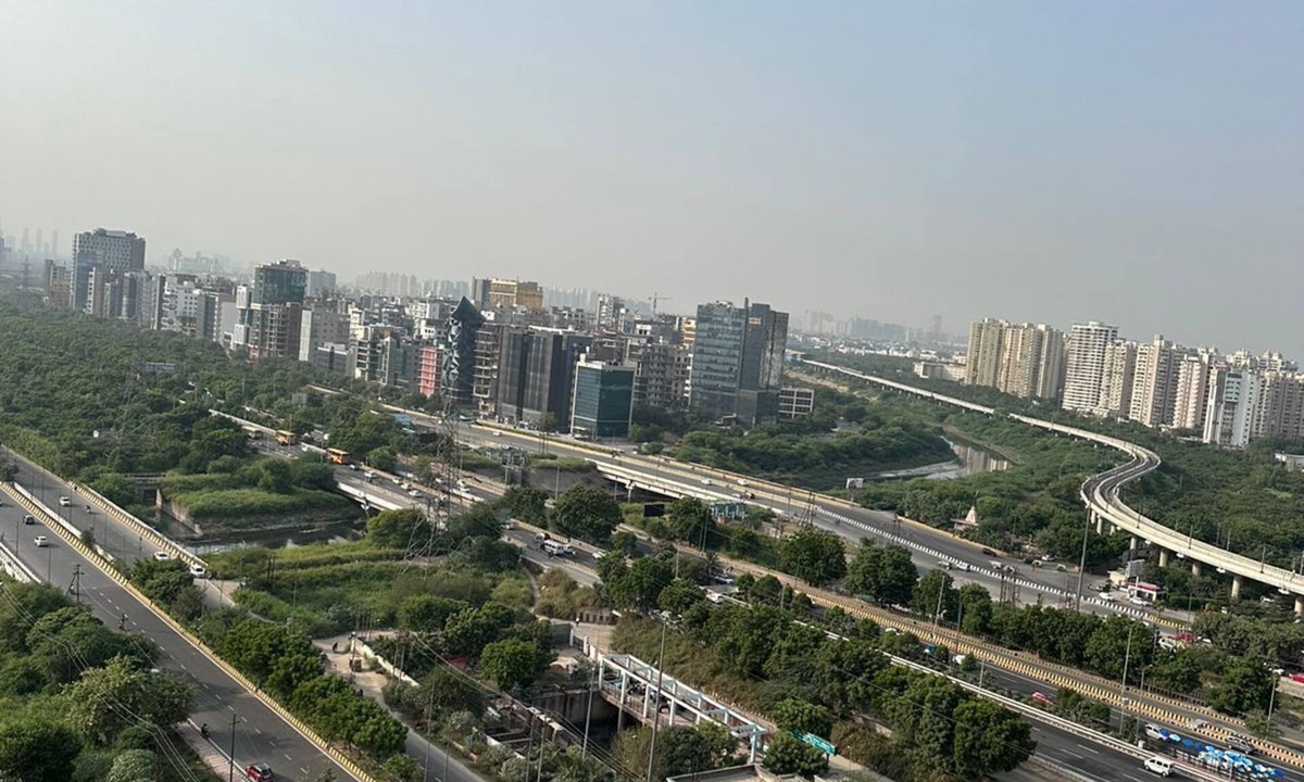 Noida Apartment | near by noida sector 142 metro station