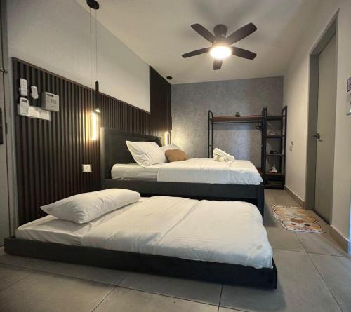 Shah Alam Apartment | NEAR SUBANG AIRPORT Dk Impian Studio 1-3 pax