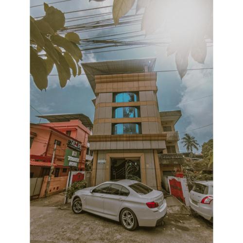 Ernakulam South Cabin | New AS Tourist Home