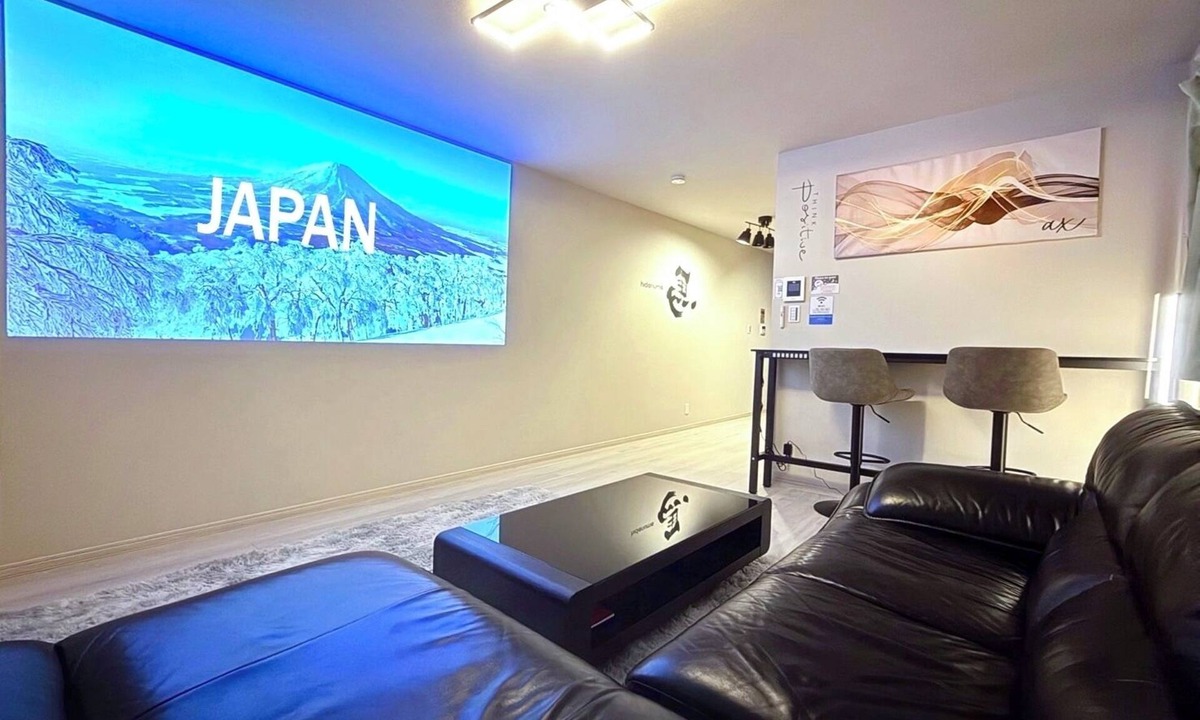 Higashinari House | NEW! [Built in 2024, newly built house for rent/free parking] Conveniently located 8 minutes to Namba by train! Excellent access to Osaka, Kyoto and Nara!