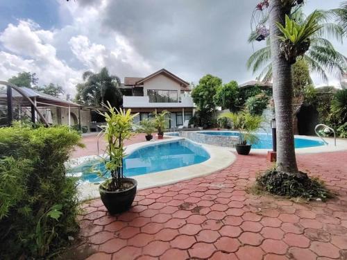 Alfonso Villa | Nice home