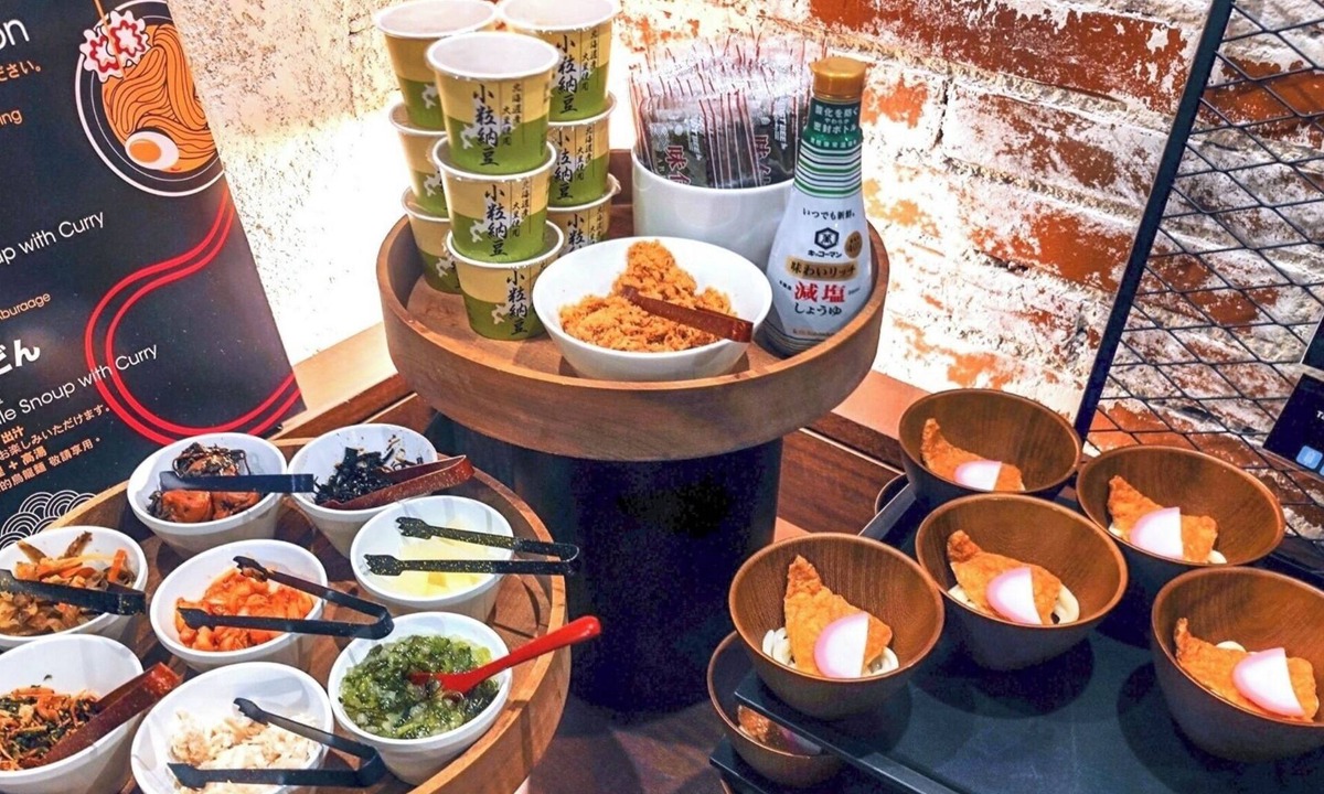 Minamisenba Hotel | Nonsmoking Superior Twin Room VS | Breakfast /Osaka Ōsaka
