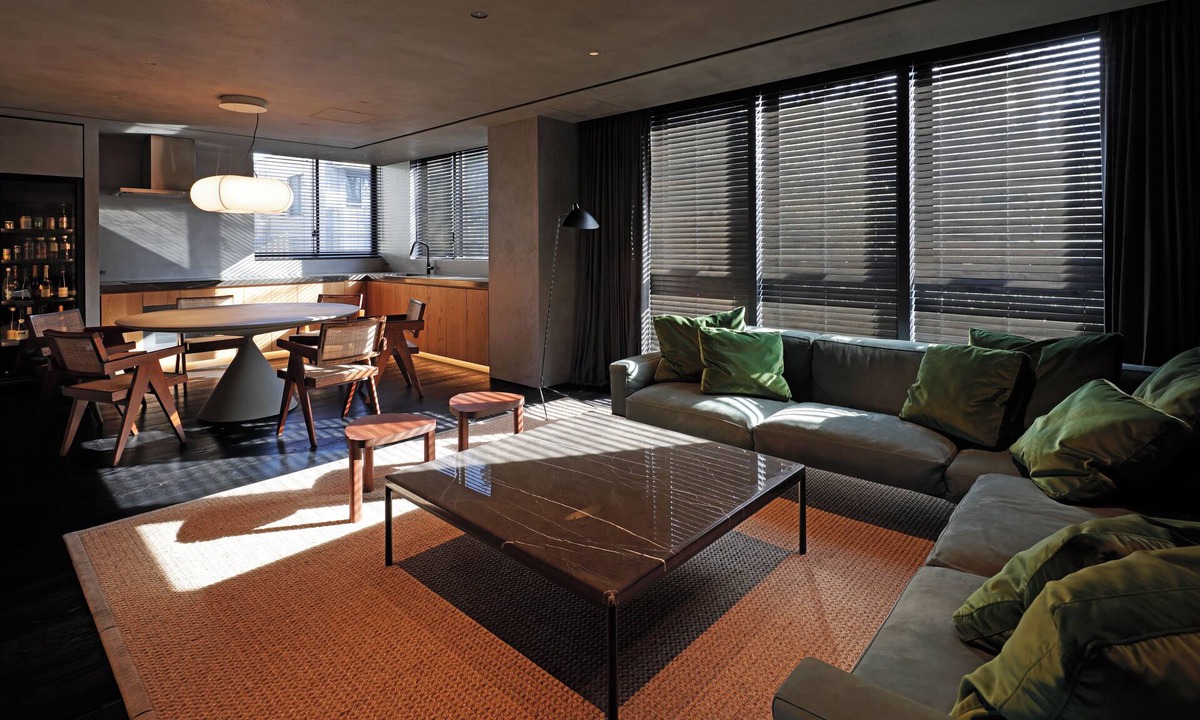 Nishiazabu House | NOT A HOTEL HIROO