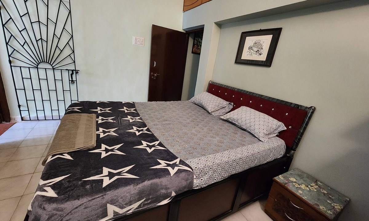 Nagoa House | Ocean Mist Villa - Steps Away from Calangute Beach