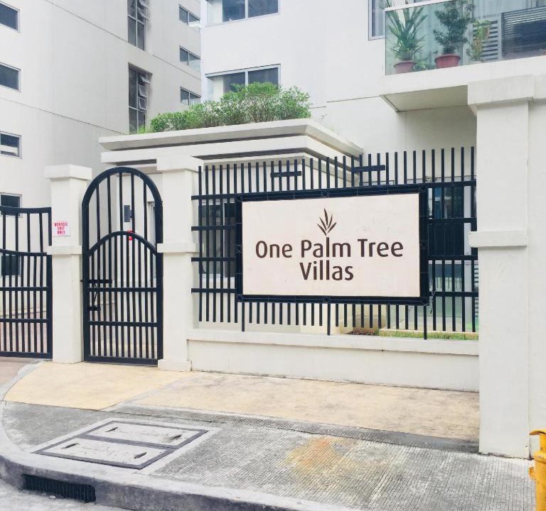Pasay Apartment | One Palm Tree Villas short walk via Runway Manila NAIA T3