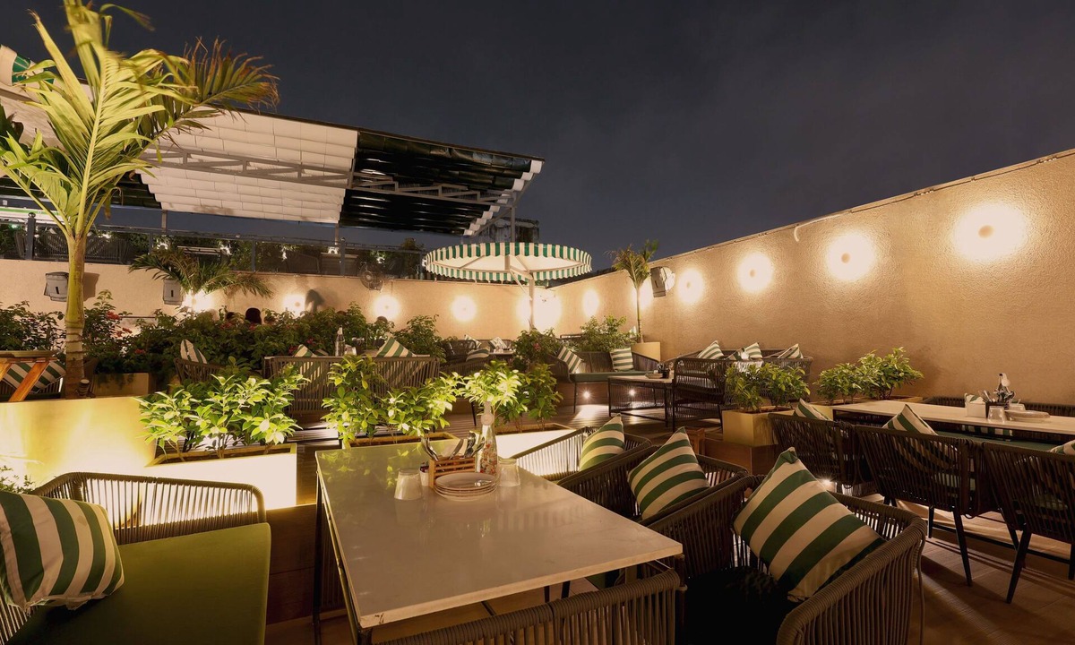 Panch Batti Hotel | Park Central Jaipur City Center