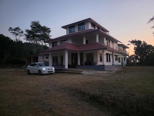 Virarajendrapet House | Prashi Homestay