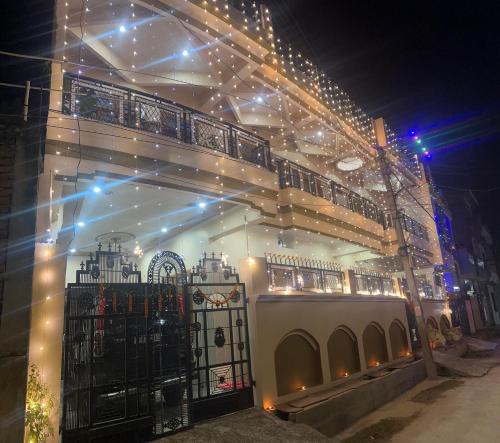 Jhusi Hotel | Prayagraj Sangam Homestays