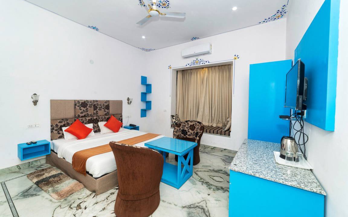 Lake Swaroop Sagar Resort | Private room ∙ 2 guests
