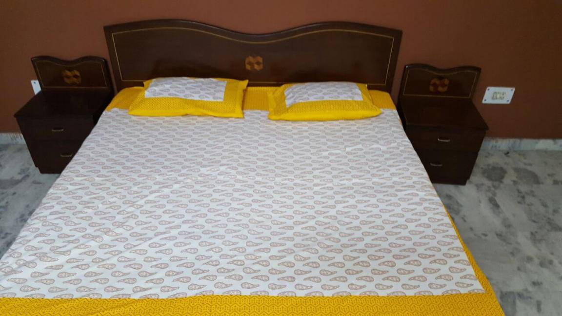 Indirapuram Resort | Private room ∙ 2 guests
