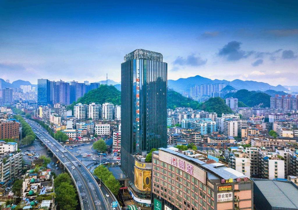 Nanming District Hotel | Pullman Guiyang