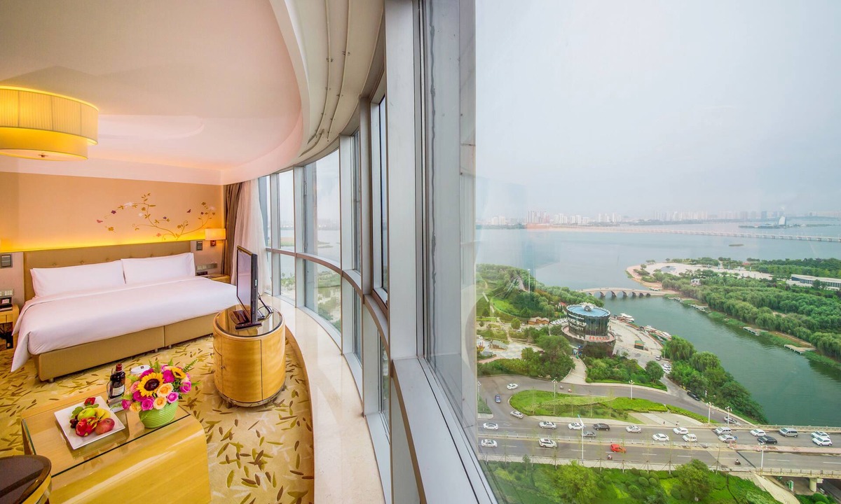 Lanshan District Hotel | Pullman Linyi Lushang