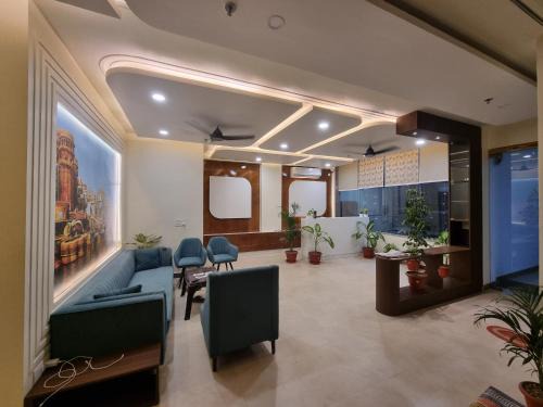 Varanasi House | R J Residency