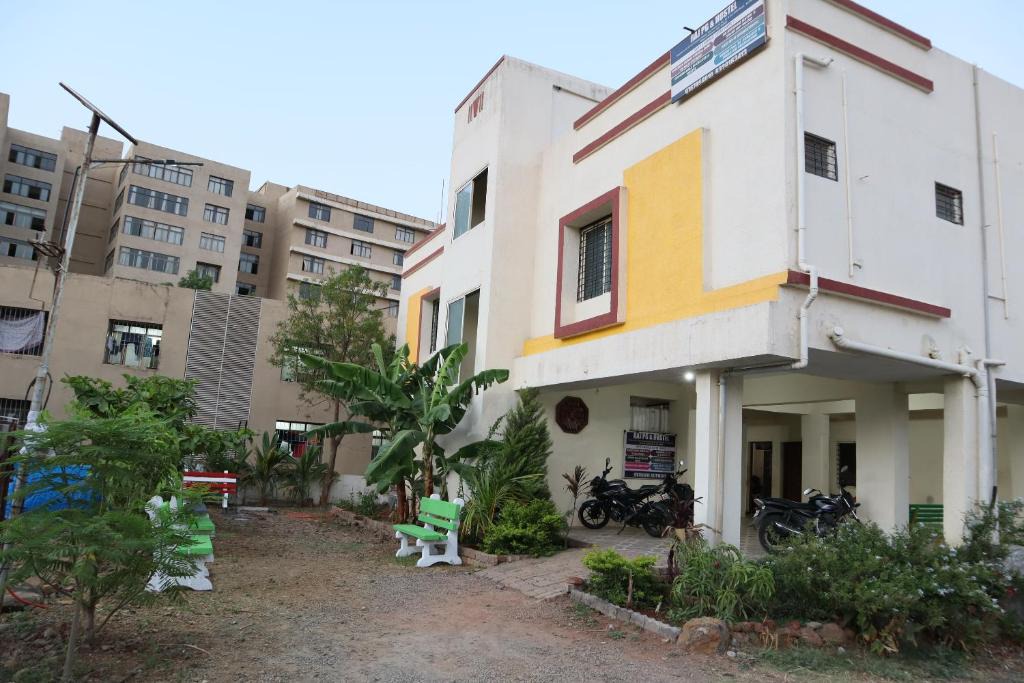Wadgaon Apartment | RAJ CAPITAL PG & HOSTEL , AMBI , TALEGAON DABHADE