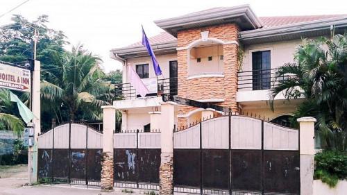 Urdaneta City Hotel | RedDoorz at DLittle Egg Hostel Pangasinan